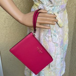 Kate Spade medium Lzip wristlet